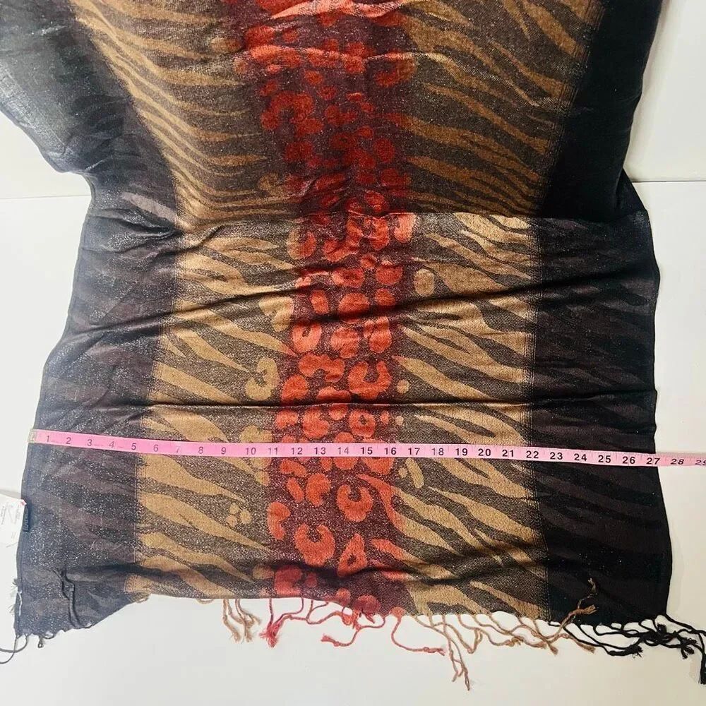Brown Spice Animal Print Metallic Scarf Tassels NWT! - Picture 6 of 7